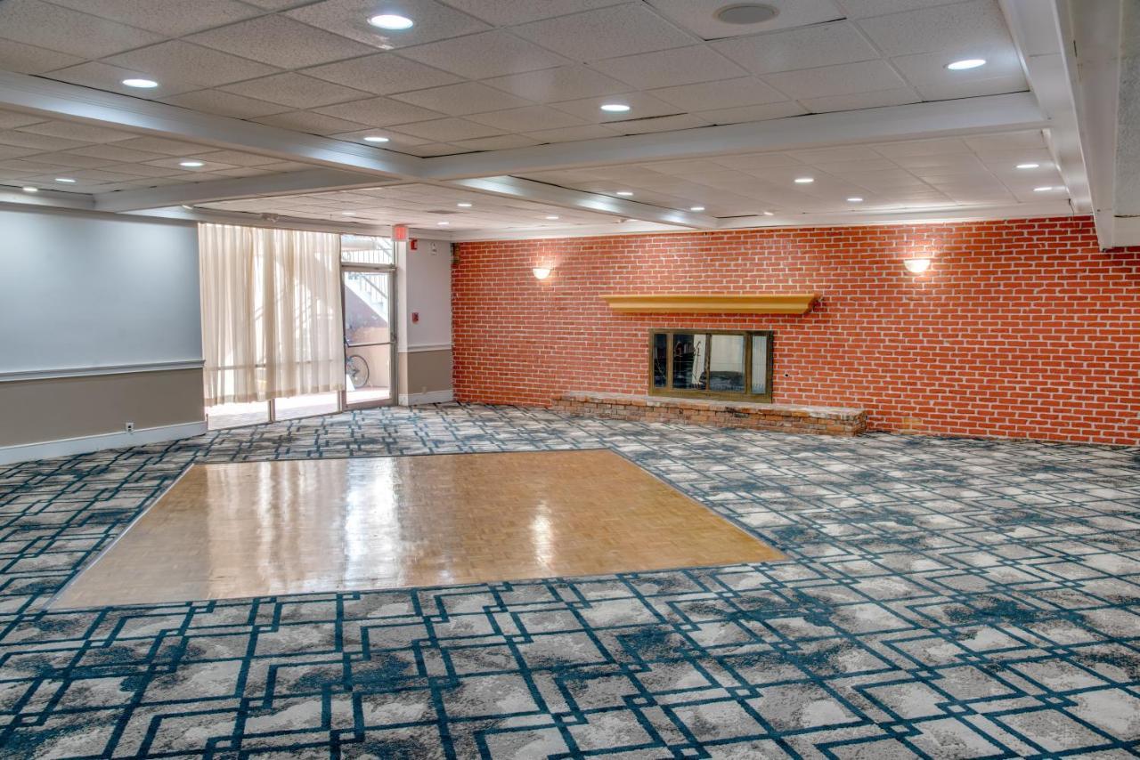 Days Inn By Wyndham St. Petersburg / Tampa Bay Area Pinellas Park Luaran gambar